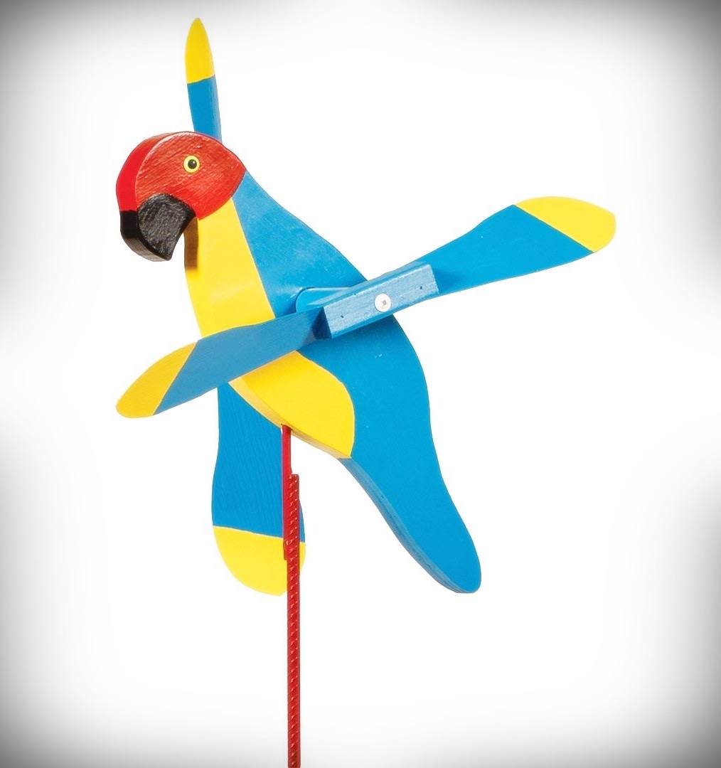 Whirly Bird Macaw Spinner